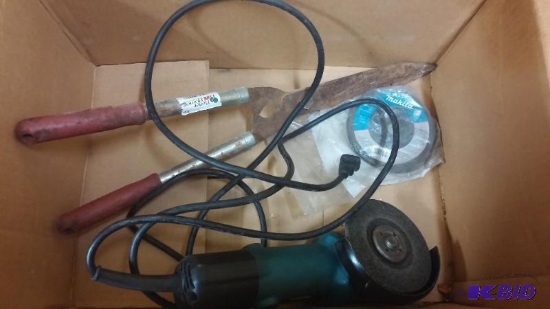 Grinder with tree trimmer...