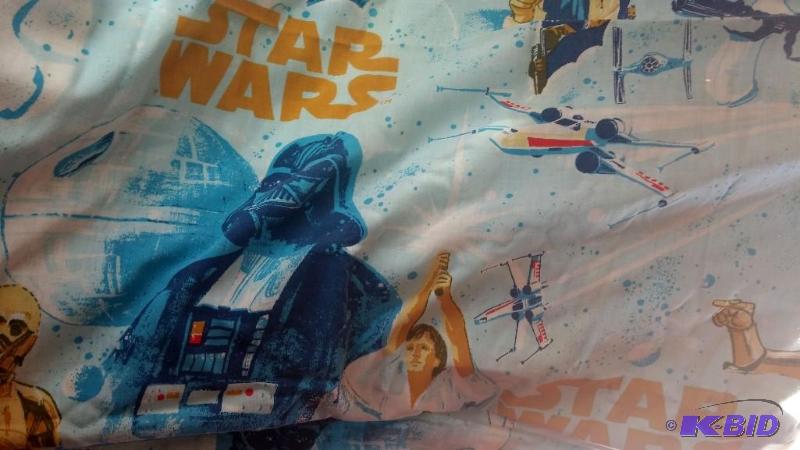 VINTAGE EMPIRE STRIKES BACK FLAT TWIN SIZED S...