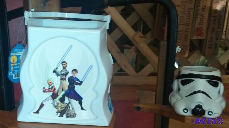 STAR WARS CLONE WARS HALLOWEEN BUCKET AND STO...