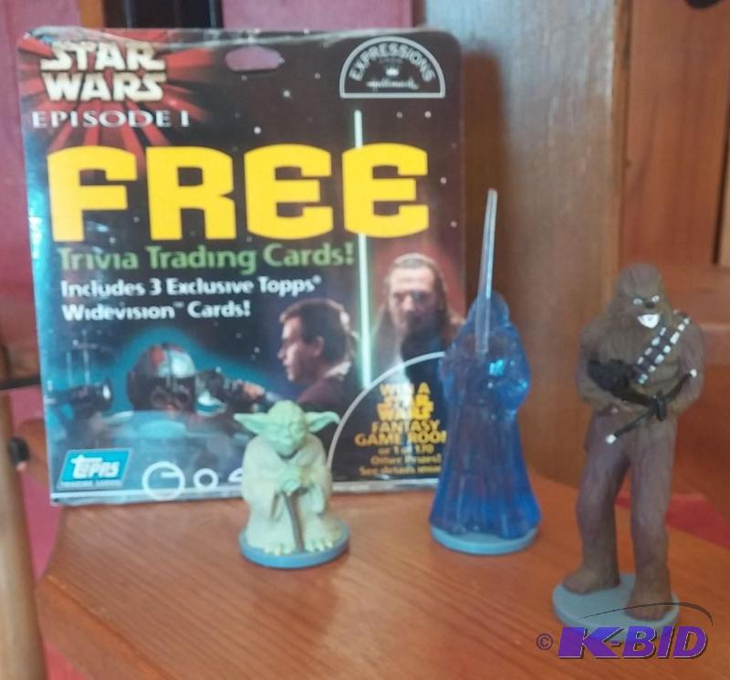 LOT OF 3 APPLAUSE FIGURES, YODA, CHEWBACCA, A...