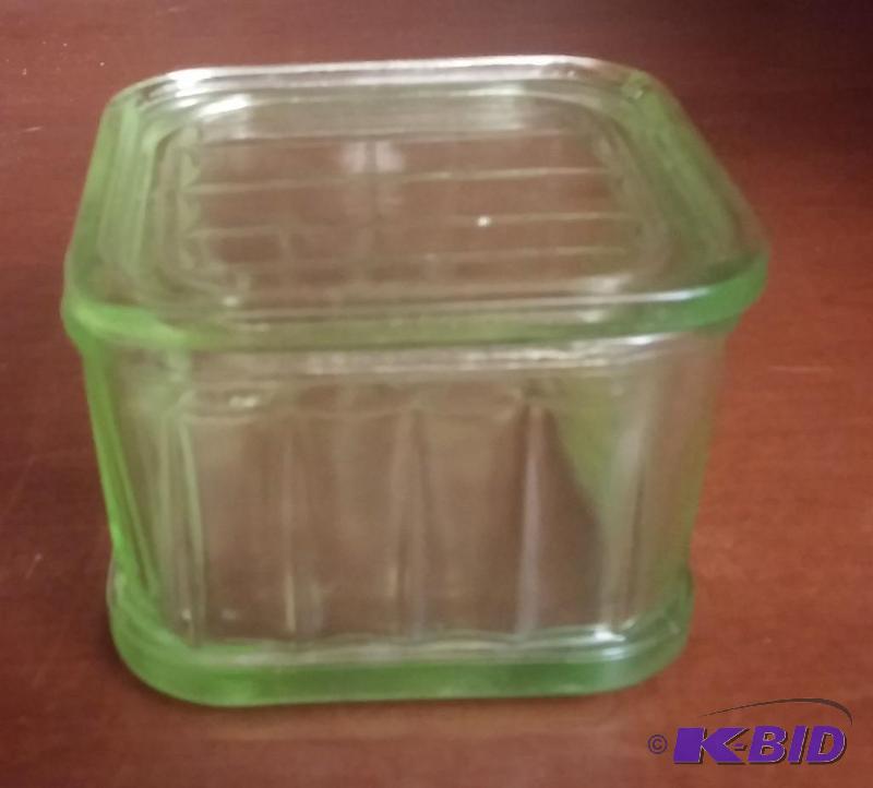 Vintage Green depression glass box with lid...