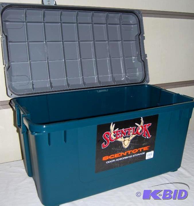 lot 10 image: Scent-Lok ScenTote, 16 x 16 x 30", has d...