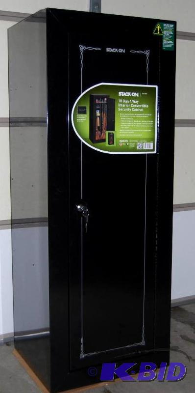 lot 24 image: Stack-On Convertible 18 gun Cabinet, holds lo...