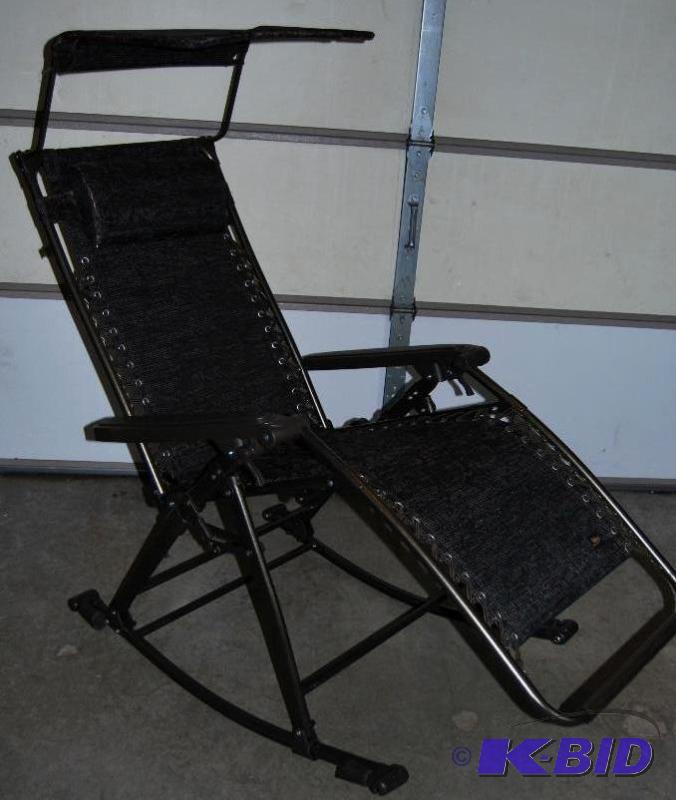 lot 71 image: Bliss Zero Gravity Chair  Rocker with Sun Ca...