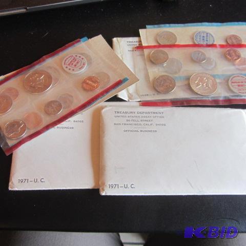 lot 68 image: 1969, 1971 Mint Sets