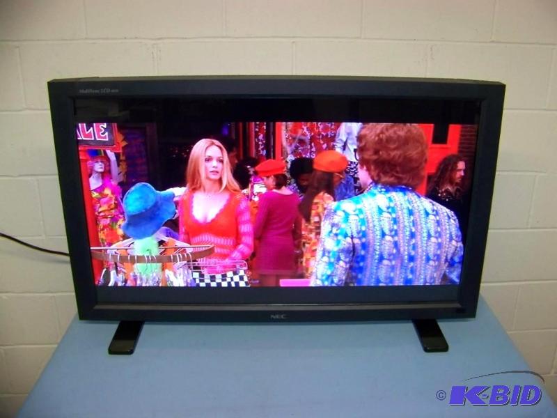lot 5 image: NEC, MultiSync, 40, LCD MonitorDisplay with Stand