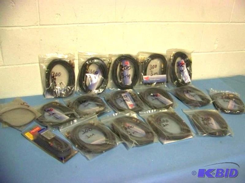 lot 81 image: (17) Monster, AudioVideo Cables