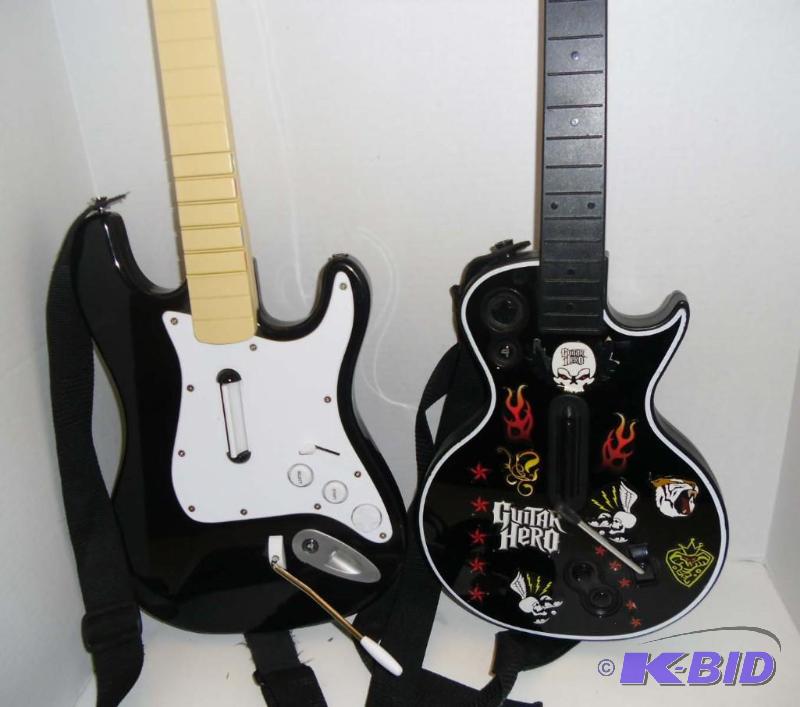 Lot of 2 Guitar Hero and Fender Stratocaster for Playstation PS3