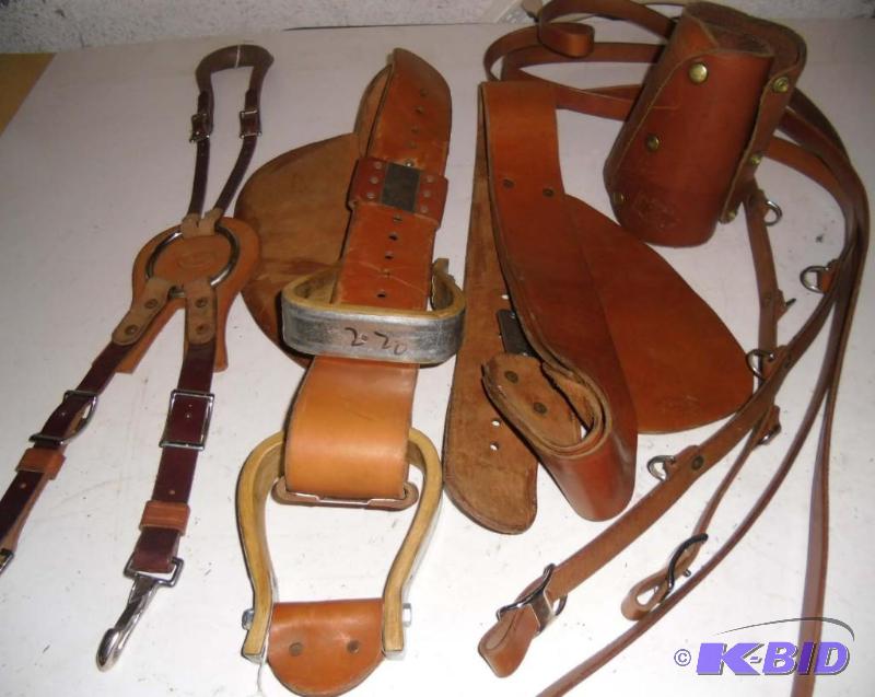Leather Fenders with Belevens Adjuster &  Breast Band Marked Munsell & Gilbert