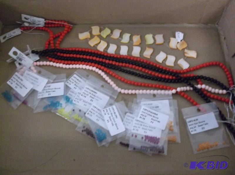 Lot with 6mm Glass beads....