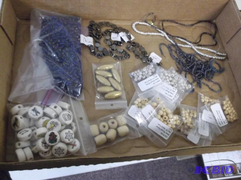 Lot With&nbsp Assortment Of Beads....