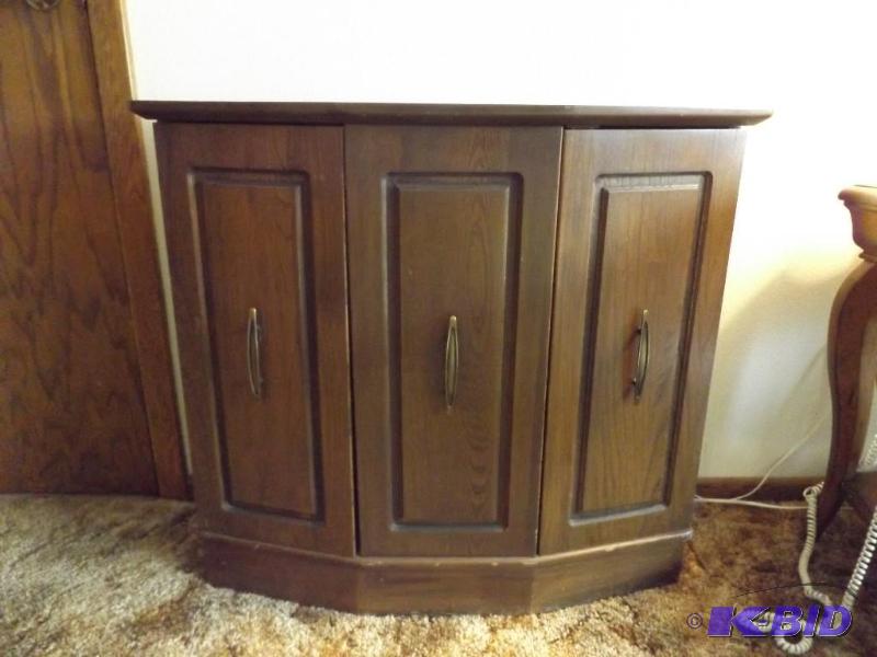 lot 1 image: stand&nbspwith shelves inside for storage...