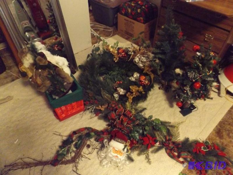 lot 103 image: misc christmas decorations...
