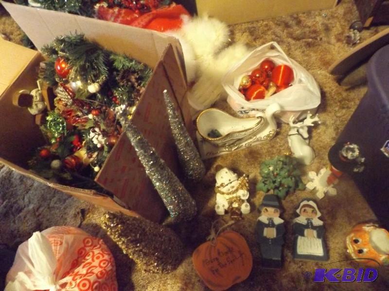 lot 122 image: Holiday Decorations...