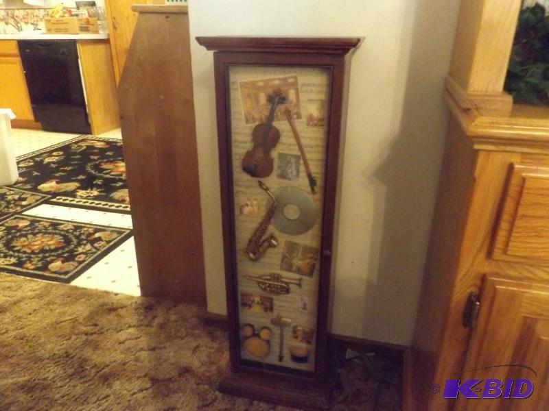 lot 40 image: music themed stand with shelves inside ...