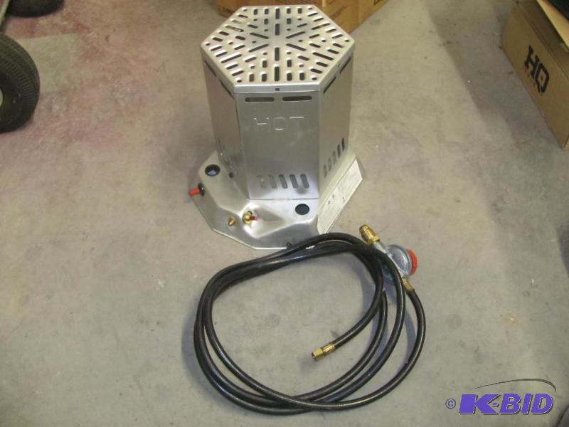 lot 15 image: LAST ONE This lightly used GUIDE GEAR 25,00...