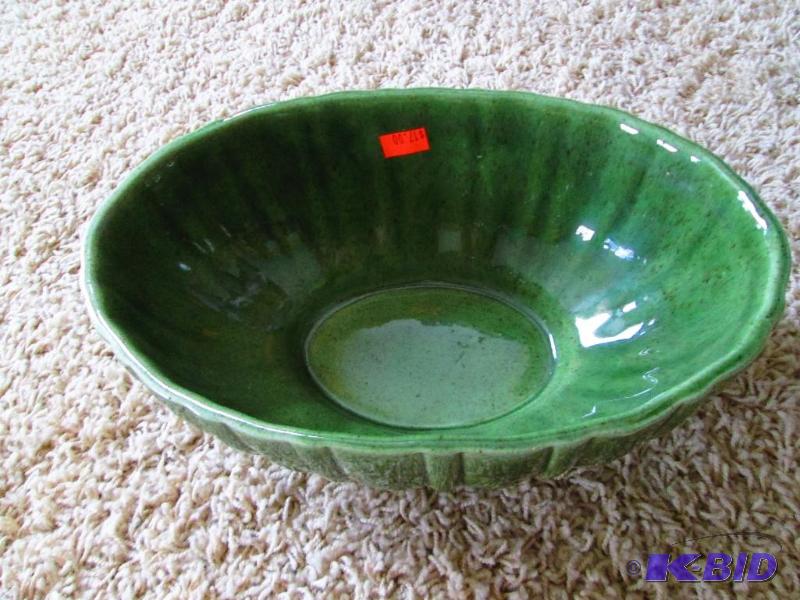 lot 100 image: Vintage green bowl...