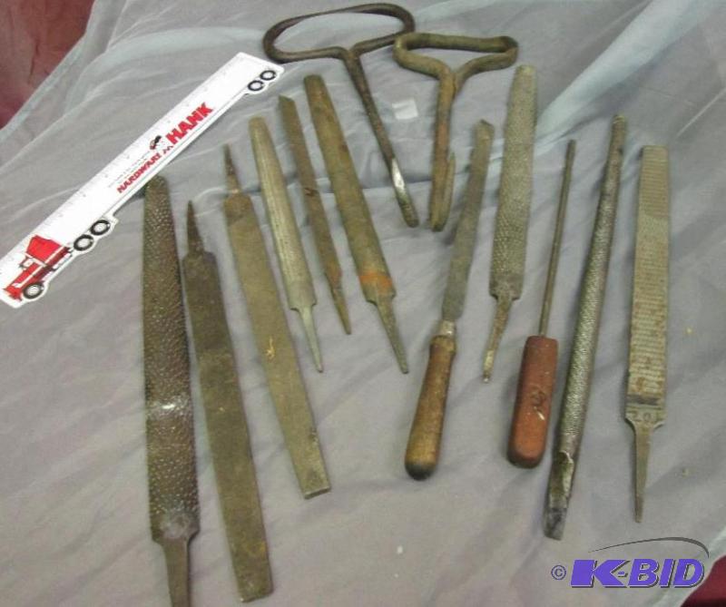 lot 26 image: Lot of assorted files ice hooks and tools...