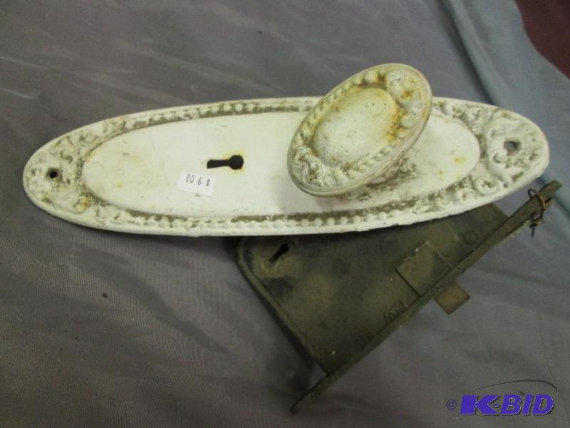 lot 45 image: Antique door knob set...