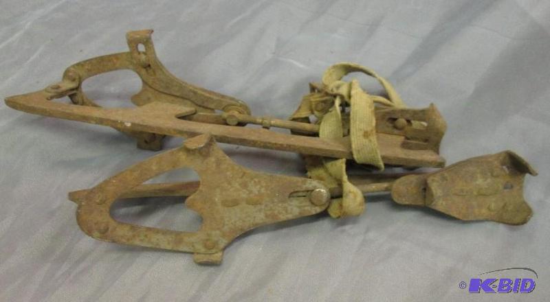 lot 50 image: Clip on skate blades...