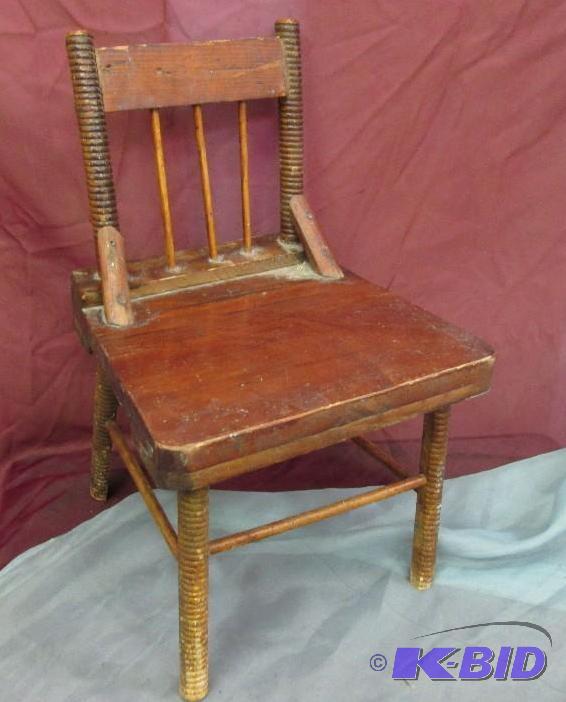 lot 71 image: Antique doll chair, 17 tall...