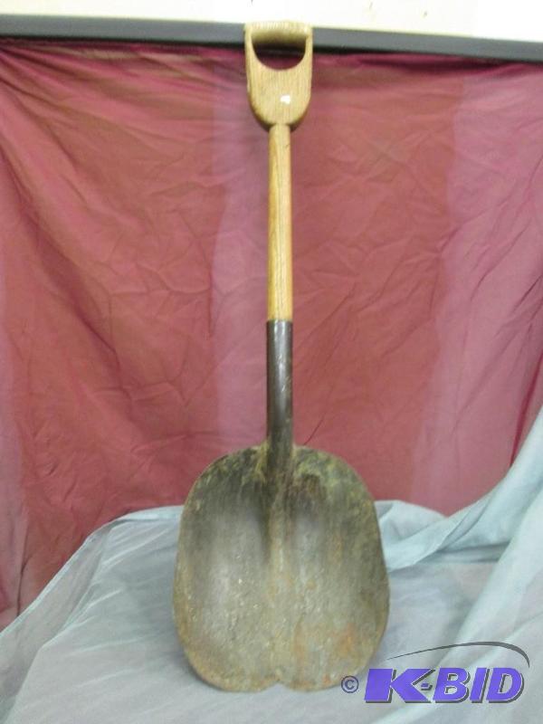 lot 75 image: Antique shovel...