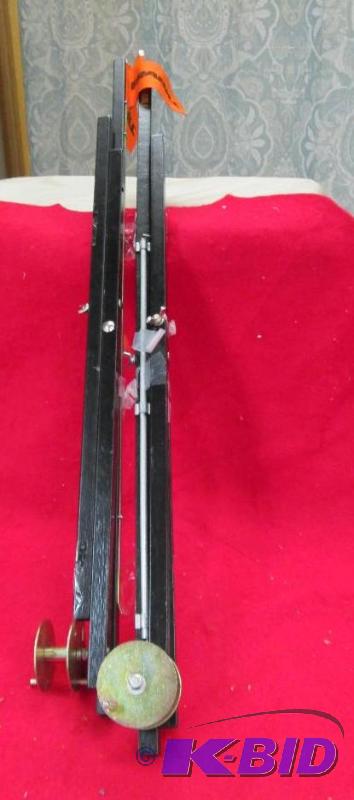 lot 119 image: Qty 2 Frabill ice fishing equipment...