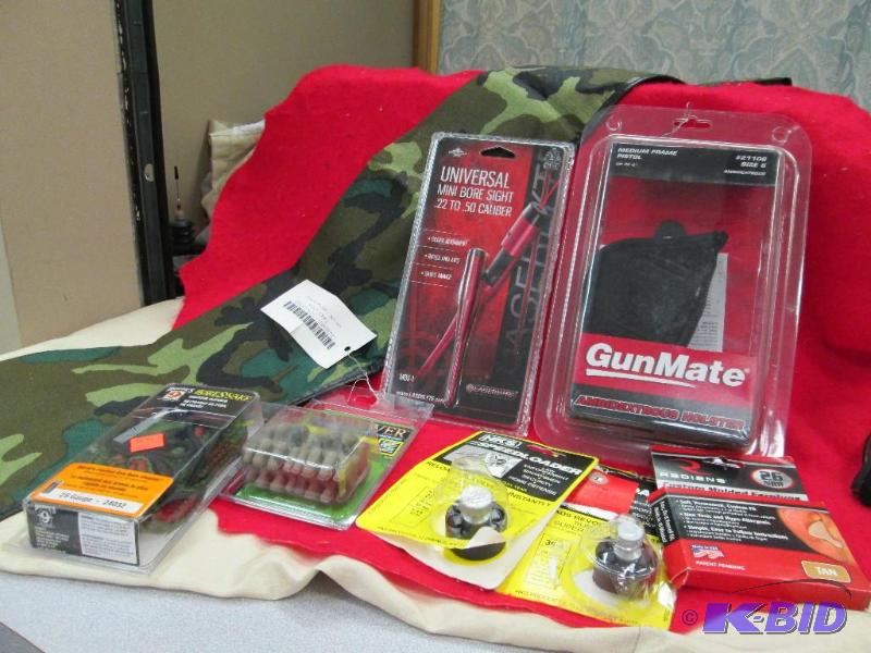 lot 130 image: Cloth camo gun case, Gun mate Medium Pistol #...