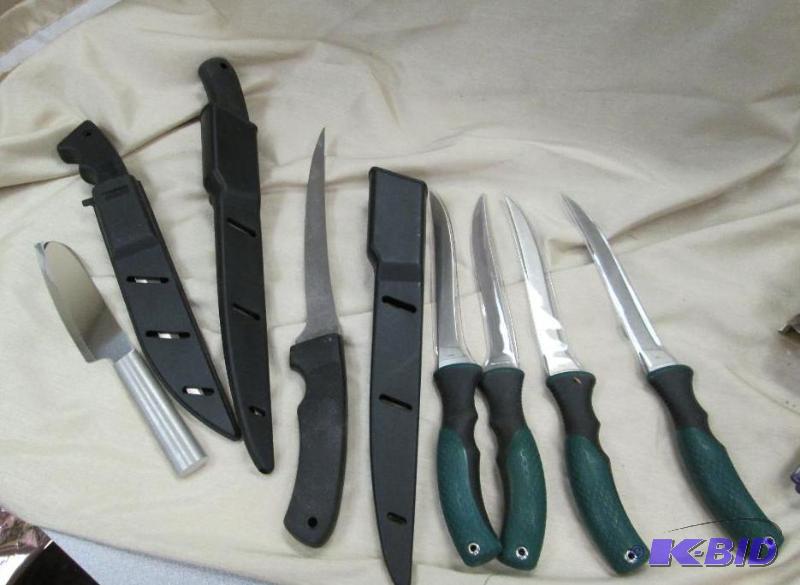 lot 145 image: Qty 8 different kinds of knives...