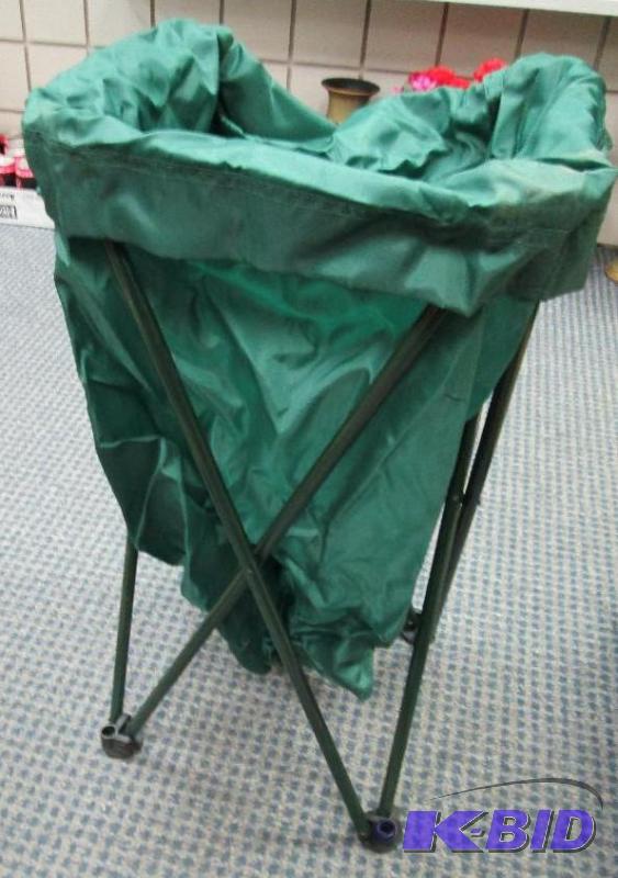 lot 151 image: Storage bag...