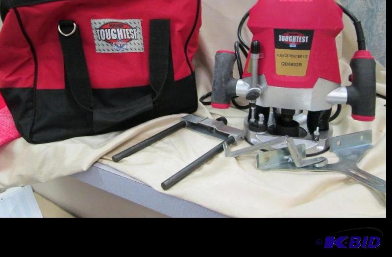 lot 24 image: Handy toughest Plunge Router with bag- untest...