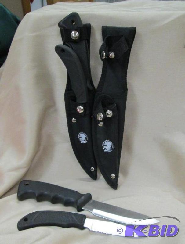 lot 39 image: Qty 2 Hunting knife sets ( has to different s...