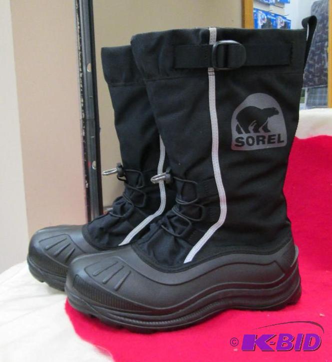 lot 71 image: Size 10 Sorel boots...