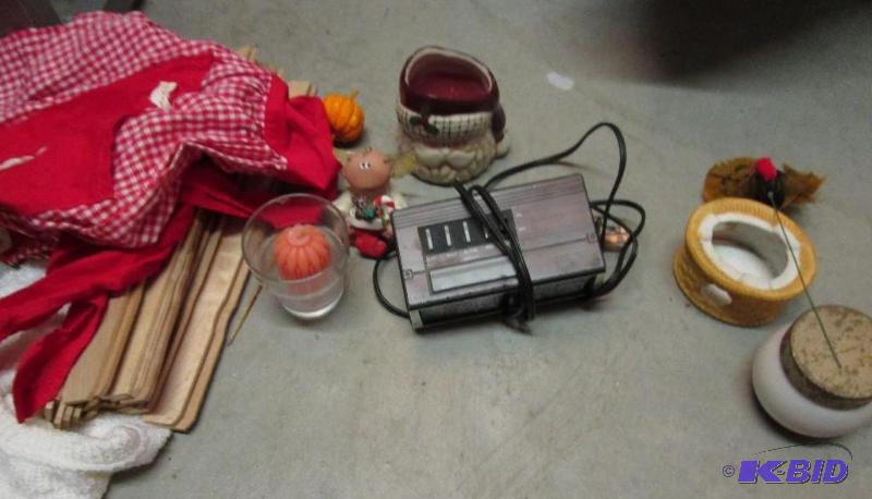 lot 130 image: misc lot, some dcor, paint mixing sticks and ...