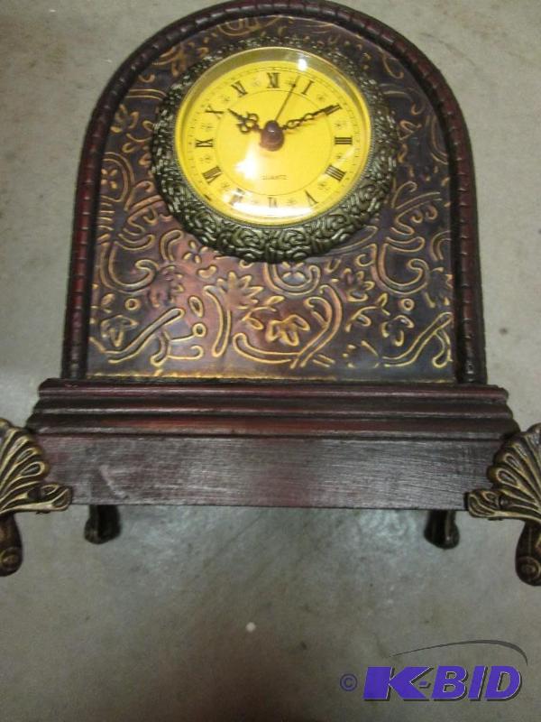 lot 132 image: vintage shelf clock- not tested...