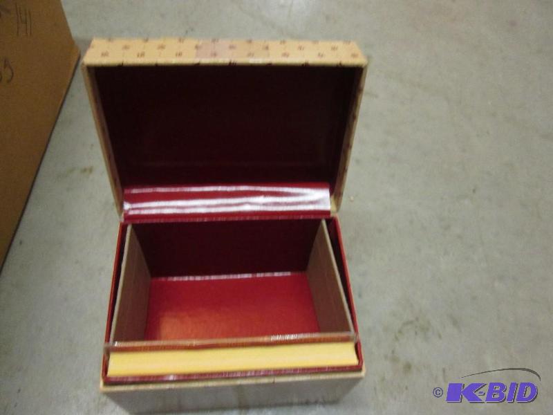 lot 139 image: recipe box with dividers...