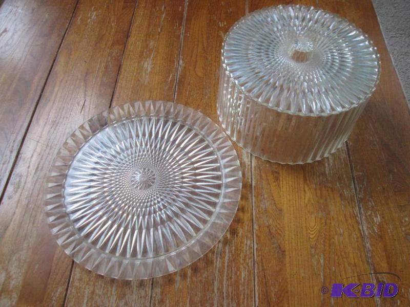 lot 194 image: decorative kitchen cake plater with cover...