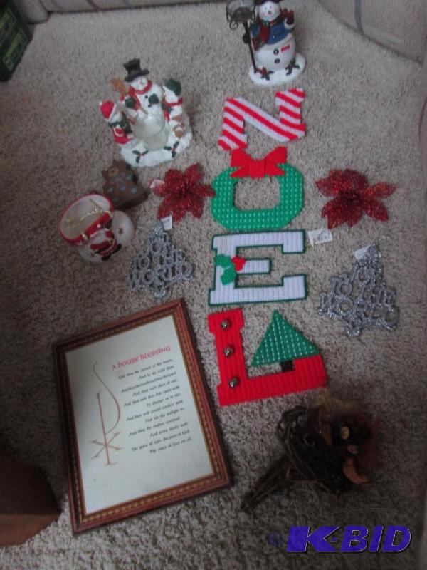 lot 205 image: mixed lot holiday cross stitch projects...