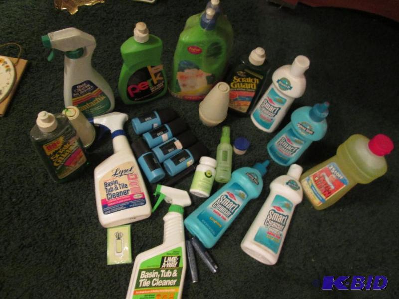 lot 225 image: mixed lot of cleaning supplies...