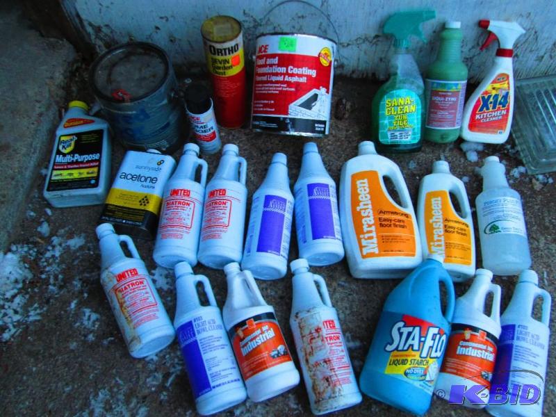 lot 302 image: Lot of assorted cleaners, chemicals and other...