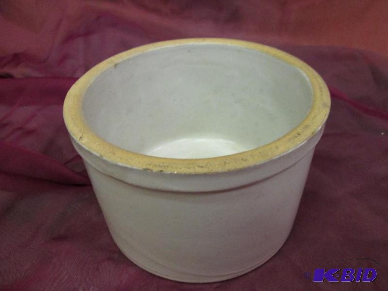 lot 341 image: Tan crock, 5.5...