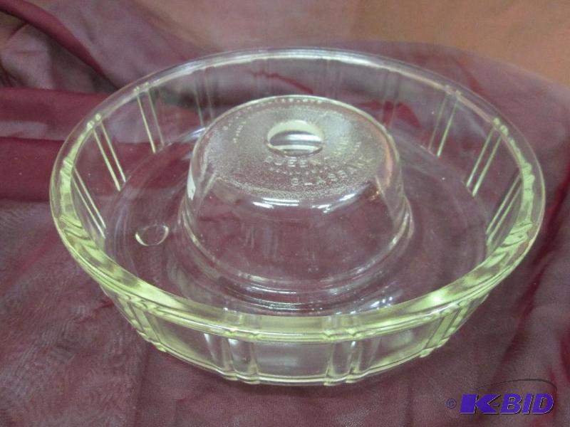 lot 349 image: Queen Anne jello or cake mold glass bowl...