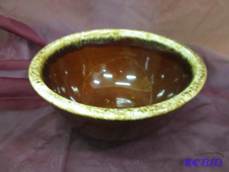 lot 357 image: Brown Oven Proof USA 7 bowl...