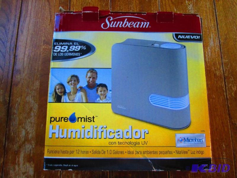 lot 83 image: pure mist humidificador, microban indigo ligh...