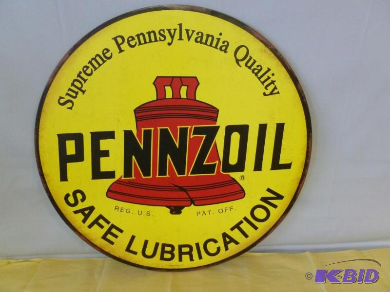 lot 4 image: Large Collectible Pennzoil&nbspheavy gage me...