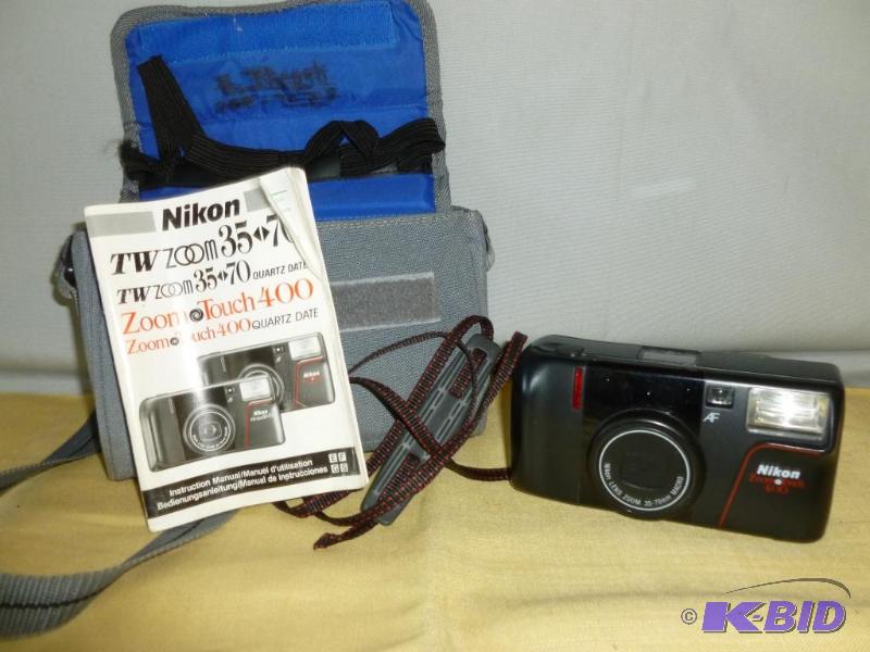 lot 56 image: Nikon Zoom Touch 400 - 35mm camera, comes wit...