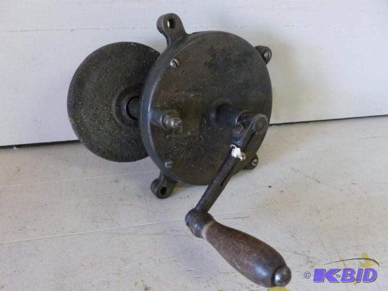lot 72 image: Antique Herculanum&nbspbench clamp down hand...