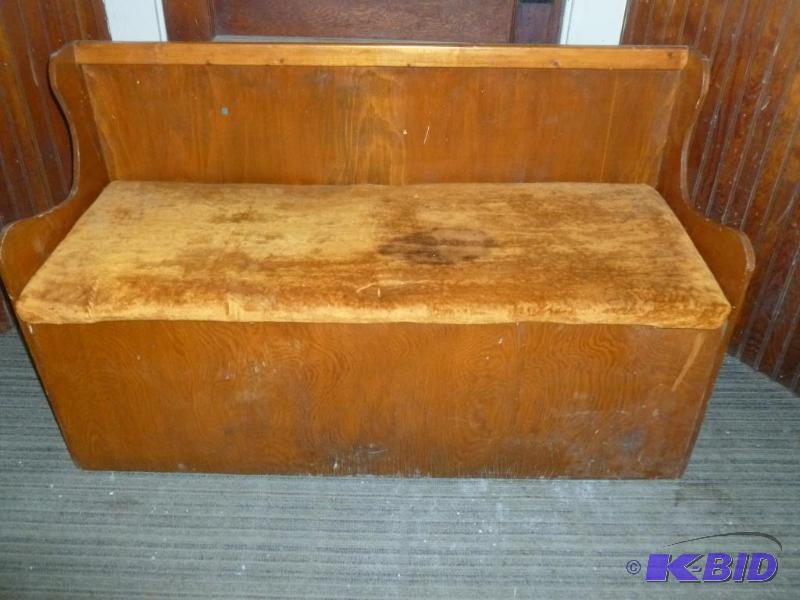 lot 79 image: Large wooden bench  toy box with under the s...