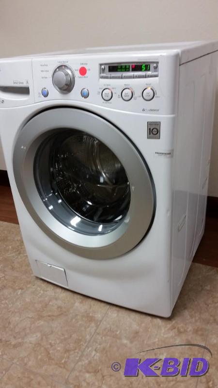 LG - Ultralarge-Capacity High-Efficiency Front-Loading Washer - White