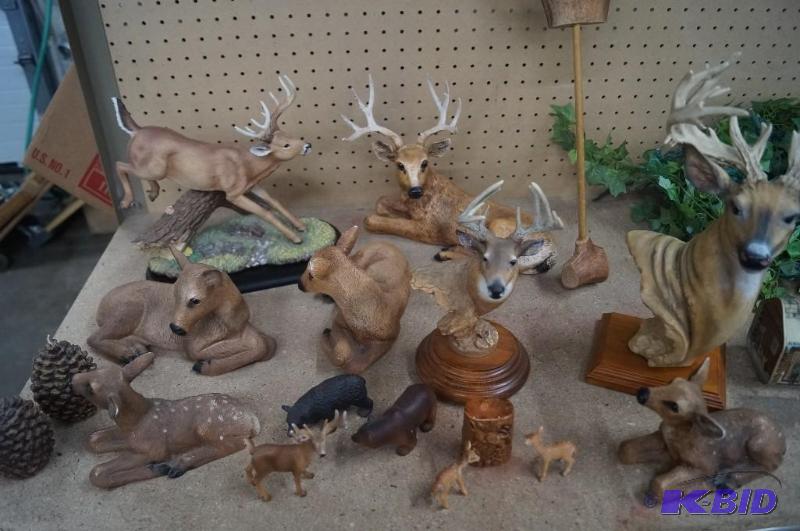Deer figurines